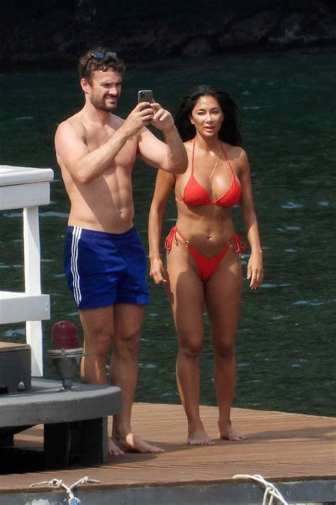 Nicole Scherzinger Looks Incredible In A Red Bikini During Her Vacation With Thom Evans In Italy
