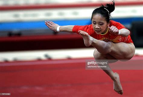 Chinese Gymnast He Ning Performs Her Routine In The Women Artistic News Photo Getty Images