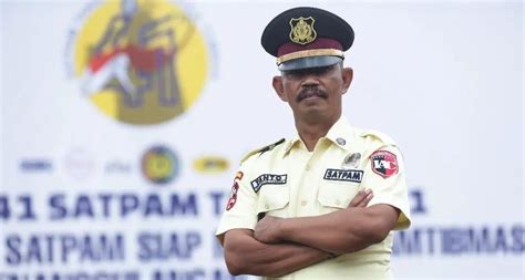 Seragam Satpam Ganti Warna Lagi Update Indonesia