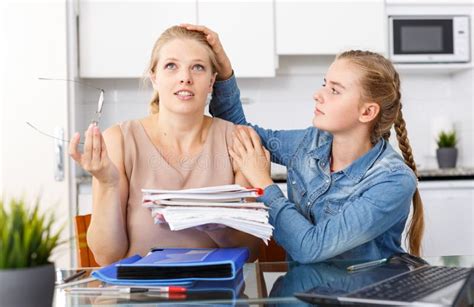 Mother Scolds Daughter For Poor Grades Stock Image Image Of Female Daughter 248106001