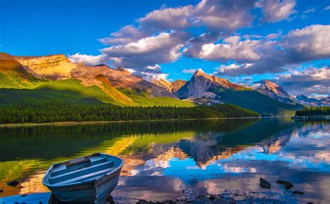 Landscape Photography Nature Summer Lake Morning Reflection Calm Waters Boat Mountains