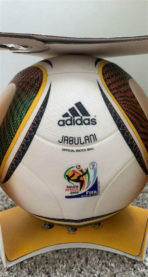 Adidas Official Match Ball 2010 Fifa World Cup South Africa Brand New