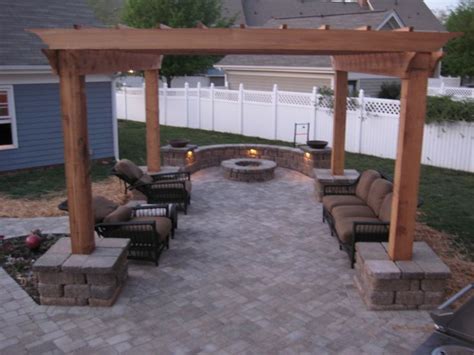 White pergola design ideas are among the most popular for its elegance and timeless appeal. images of landscaped patios with pavers and pergola ...