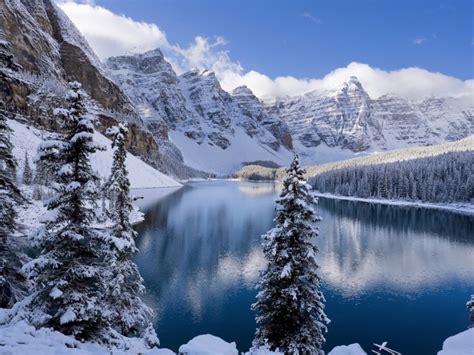 Wenkchemna Peaks And Moraine Lake Free Hot Wallpapers Online Free