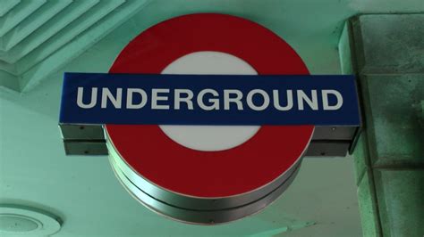 London Underground Signpost Free Stock Photo Public Domain Pictures