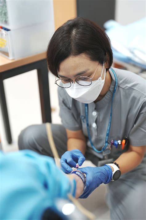 의료진 에세이 건강한 간호사가 환자를 건강하게 돕는다는 믿음 아산인 이야기 피플 서울아산병원 뉴스룸