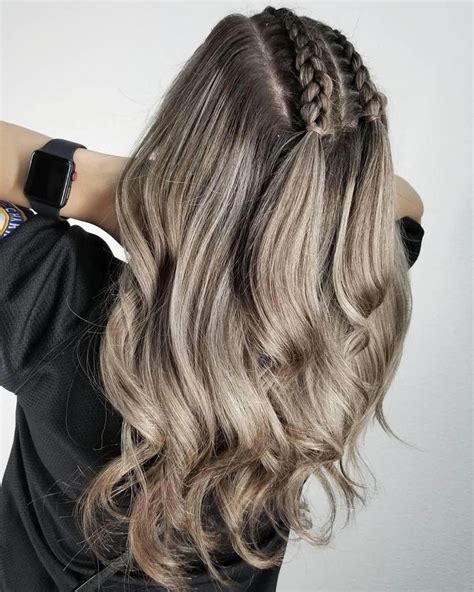 Pin By Demi On Hair Styles Medium Hair Styles Hairstyles With Curled Hair Easy Hairstyles