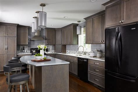 The hottest kitchen cabinet trends. Simple Kitchen Designs Timeless Style - Kitchen Designs