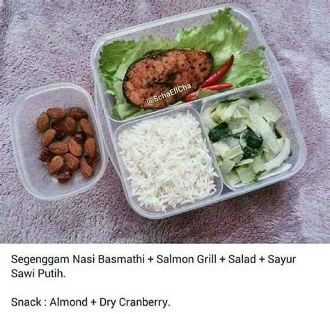 Diet suku suku separuh ini adalah mengenai pengambilan makanan yang dibahagikan kepada tiga bahagian mengikut namanya. Cinta Manis: Menu Diet Suku Suku Separuh