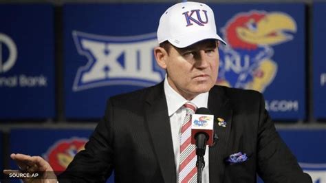 Les Miles Accused Of Misbehaving Kissing Female Students Reveals Lsu Investigation Republic World