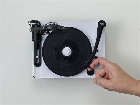 Mini Record Cutter Lets Music Lovers Cut Their Own Vinyl In Minutes