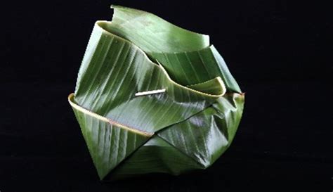Saya kongsikan 3 cara bungkus nasi lemak menggunakan daun pisang. Nasi Bungkus Daun Pisang Ini Laris Dijual Mahal di Belanda ...