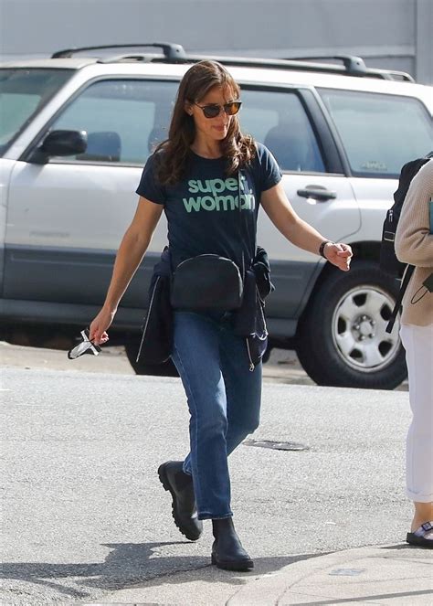 Jennifer Garner Street Style 08292022 Celebmafia