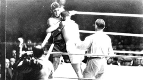 la noche en que firpo tiró a dempsey del ring a 95 años de la primera gran pelea del siglo