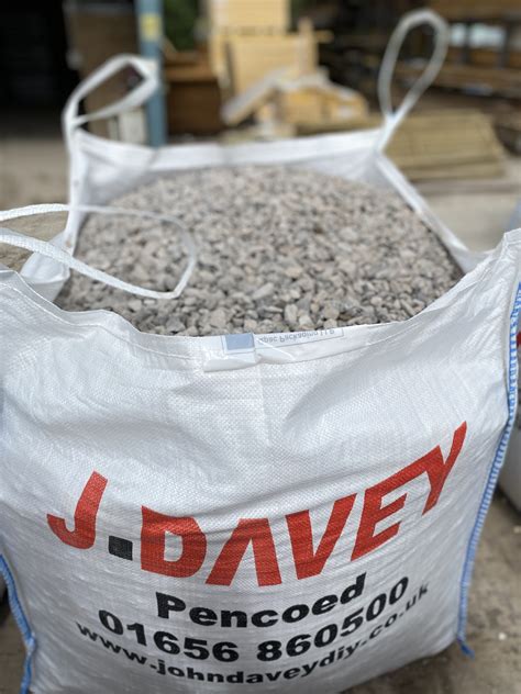 Bulk Bag Clean Limestone Chippings John Davey Builders Merchants