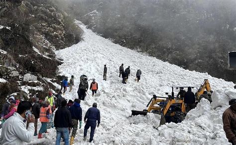 sikkim 7 tourists dead several others feared trapped after m