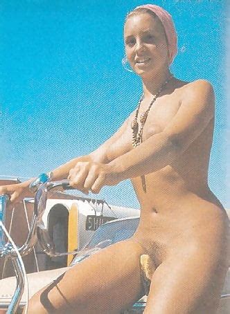 Camp nudiste vintage Photos porno art créatif