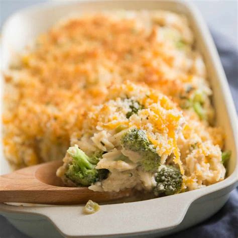 Cheesy Chicken And Broccoli Casserole LemonsforLulu Com