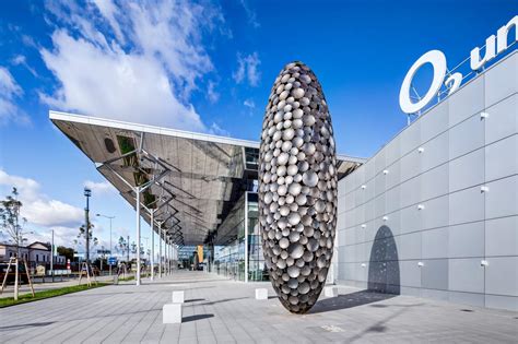 O2 universum je multifunkční kongresové centrum v pražské libni stojící u víceúčelové haly o2 arena podél ulice českomoravská. Praha - O2 arena - Kongresová aréna | ATIP, a.s.