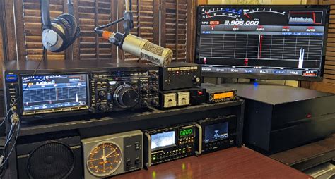 A Complete Introduction To 10 Meter Band Stryker Radios