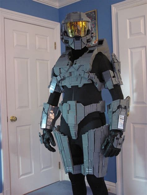 Guy Builds A Whole Master Chief Costume Entirely Out Of Lego Bit Rebels