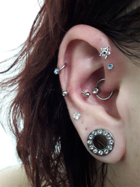 ριntєrєѕt † mary virmoux earings piercings ear piercings cartilage piercings