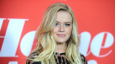 Ava Phillippe To Debut At Bal Des Debutantes Teen Vogue