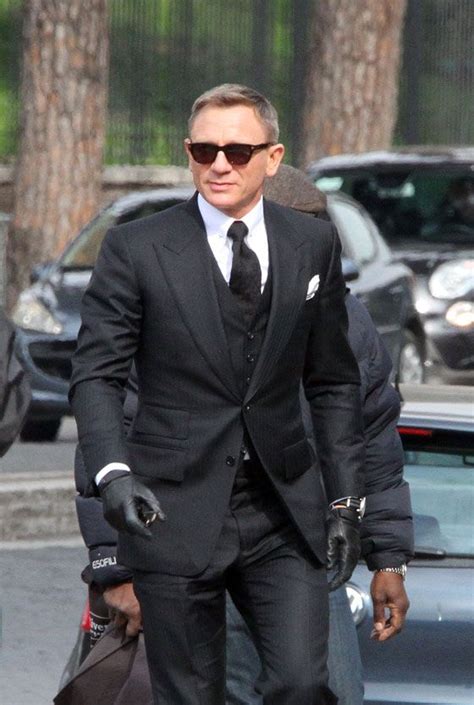 James Bond Doit Il Porter Le Costume Trois Pièces Mode Homme