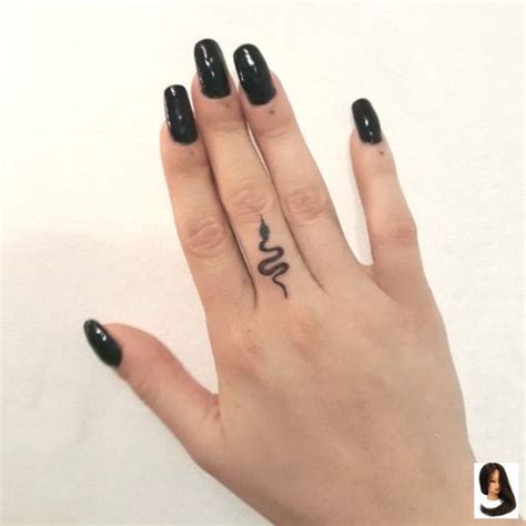 Tatuagem De Cobra Descubra Os Seus Significados 8 Small Hand
