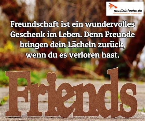 Beste sprüche ⭐ lll hier findest du die beliebtesten freundschaftssprüche als spruchbild direkt zum teilen mit deinen freunden! Was macht für Euch eine wahre #Freundschaft aus ? #Freunde ...