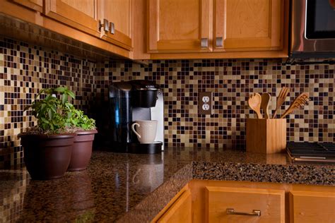 If you want new countertops in your kitchen, white granite is an excellent choice. Tips on How to Choose The Best Kitchen Granite Countertops ...