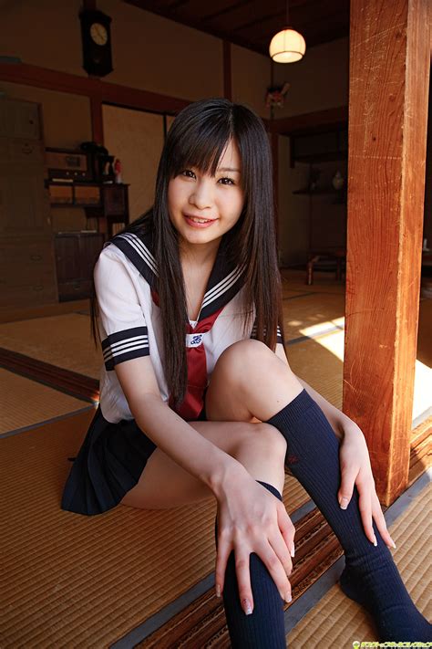 Lemon Mizutama Japanese Sexy Idol Sexy Japanese School Girl Uniform Fashion Photo Shoot Part 2 Photo