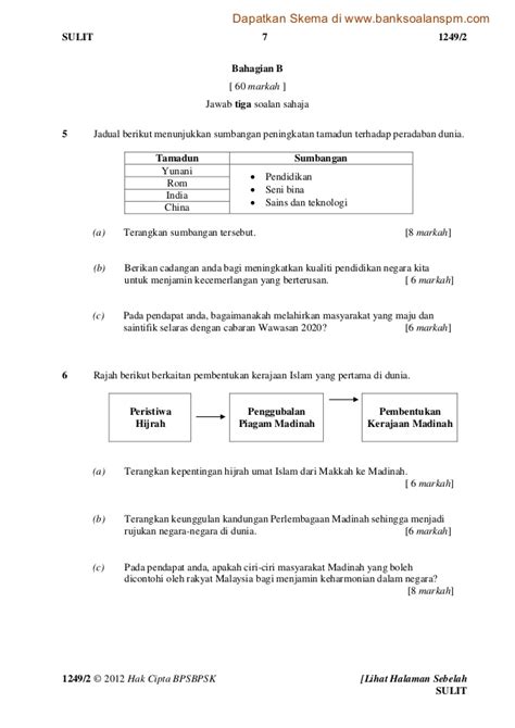 0 ratings0% found this document useful (0 votes). Sejarah Kertas 2 Spm 2018