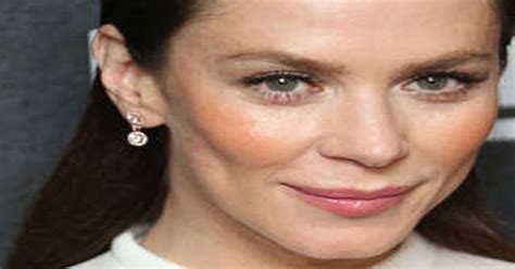 Anna Friel Fears Criticism Over Facelift Comments Daily Star