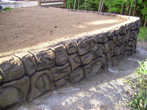 Cost of decorative block retaining wall. Image result for poured concrete retaining walls | Concrete retaining walls, Retaining wall ...