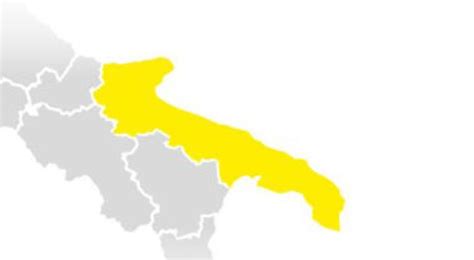 Oggi ci sono alcune regioni in rosso, non escludo che ce ne possano essere altre nei prossimi giorni. Zona arancione da lunedì in Lombardia, Piemonte e Marche ...