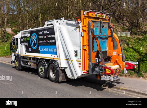 Dustbin Lorry Waste Collection Service Uk Council Service Uk England