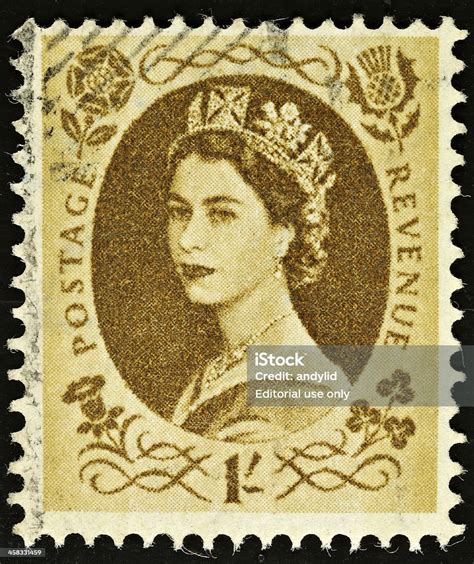 british vintage reina isabel ii sello postal foto de stock y más banco