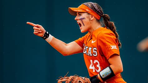 Leighann Goode Softball University Of Texas Athletics