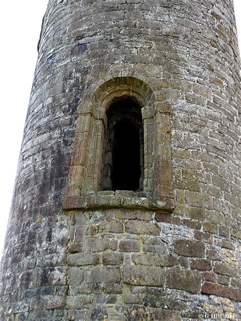 Ireland In Ruins Timahoe Round Tower And Castle Co Laois