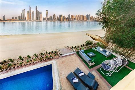 Dubais Best Beachfront Holiday Villas