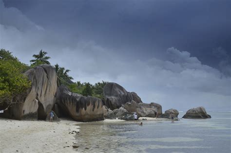 Die seychellen sind eine inselgruppe von etwa 115 inseln. Seychellen Foto & Bild | world, natur, landschaft Bilder ...