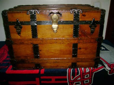 Antique Trunks Complete Identification And Value Guide 2022