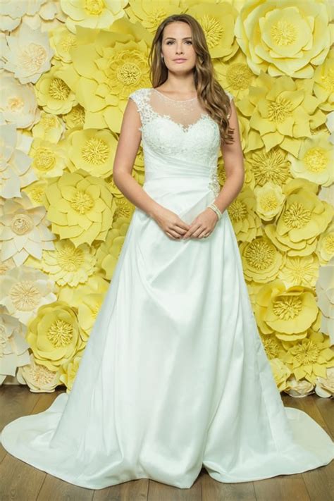 Https://tommynaija.com/wedding/alexia Wedding Dress Stockists