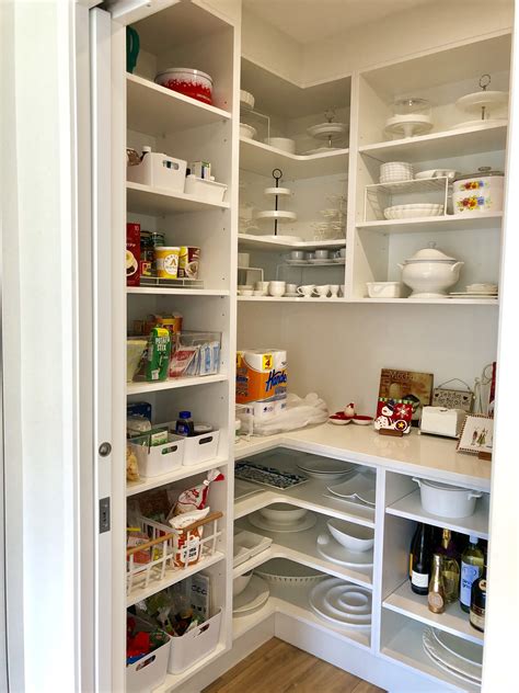 20 Walk In Pantry Cabinet Ideas