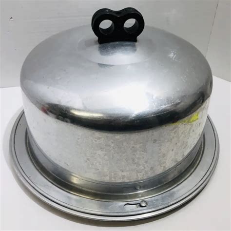 Vintage Regal Ware Cake Carrier Decoware Locking Lid Aluminum Bow