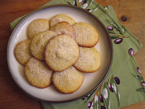 Hi manu the olive oil lemon cookies look amazing. Lemon & Olive Oil Sugar Cookies