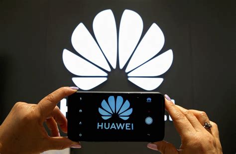 Chinas Huawei Poised To Overcome Us Ban With Return To 5g Phone