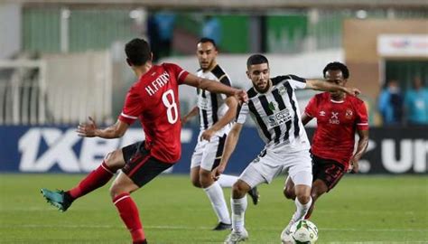 القندوسي خارج حسابات الأهلي في الميركاتو الصيفي المقبل بيان