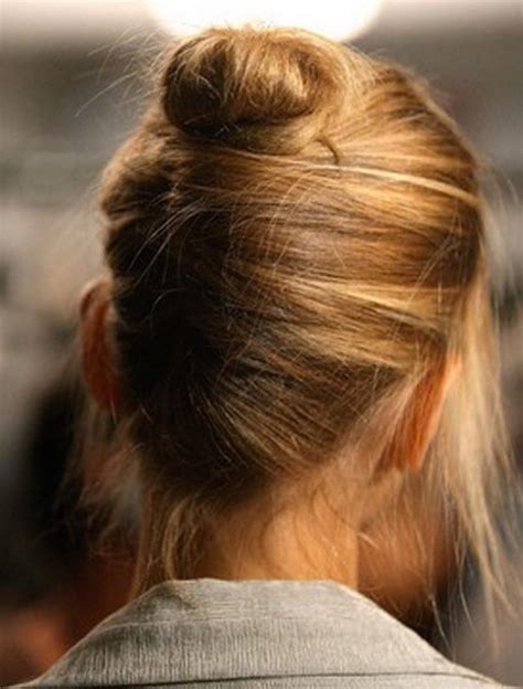 21 Updos For Short Hair To Inspire You Feed Inspiration